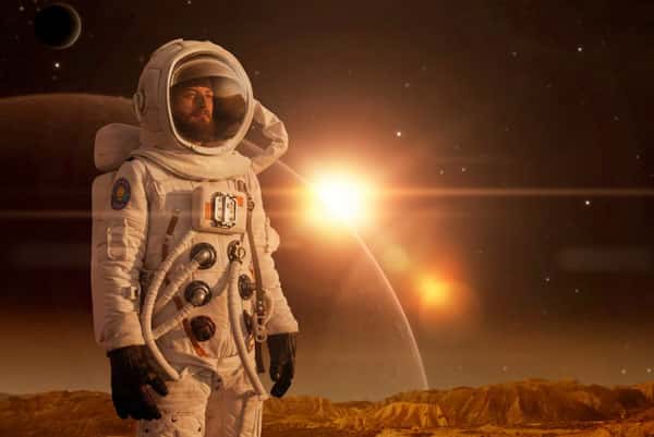 Около 37% свердловчан готовы лететь на Марс: треть опрошенных мечтают покорить космос