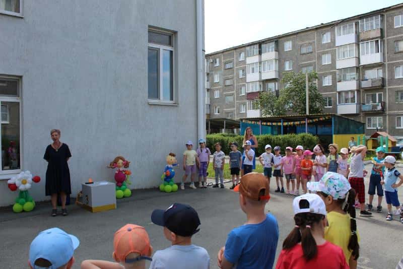 В Первоуральске открылись летние лагеря: в них отдохнут около 3500 детей