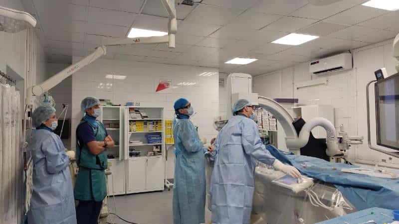 В Свердловской области врачи успешно прооперировали пациента со смертельным диагнозом