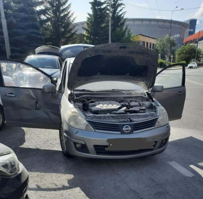 Первоуральские сотрудники ГУФСИН помогли потушить горящий автомобиль  