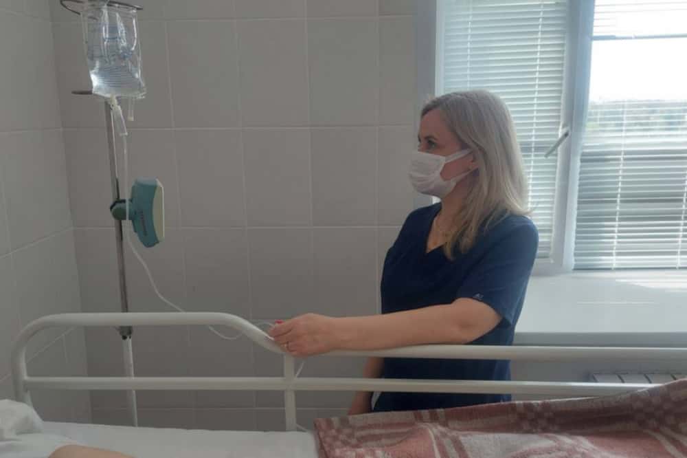 Первоуральские врачи спасли жизнь пожилому пациенту с инсультом 