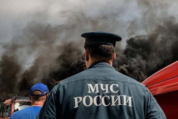 В Свердловской области зафиксировано одно ЧП и 17 техногенных пожаров: сотрудники МЧС борются с последствиями