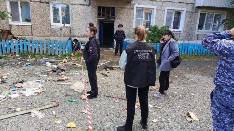 В Ивделе из-за взрыва газового баллона погибли двое людей  