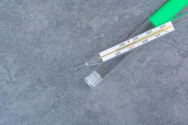 Жители Первоуральска смогут бесплатно сдать старые термометры и лампы 