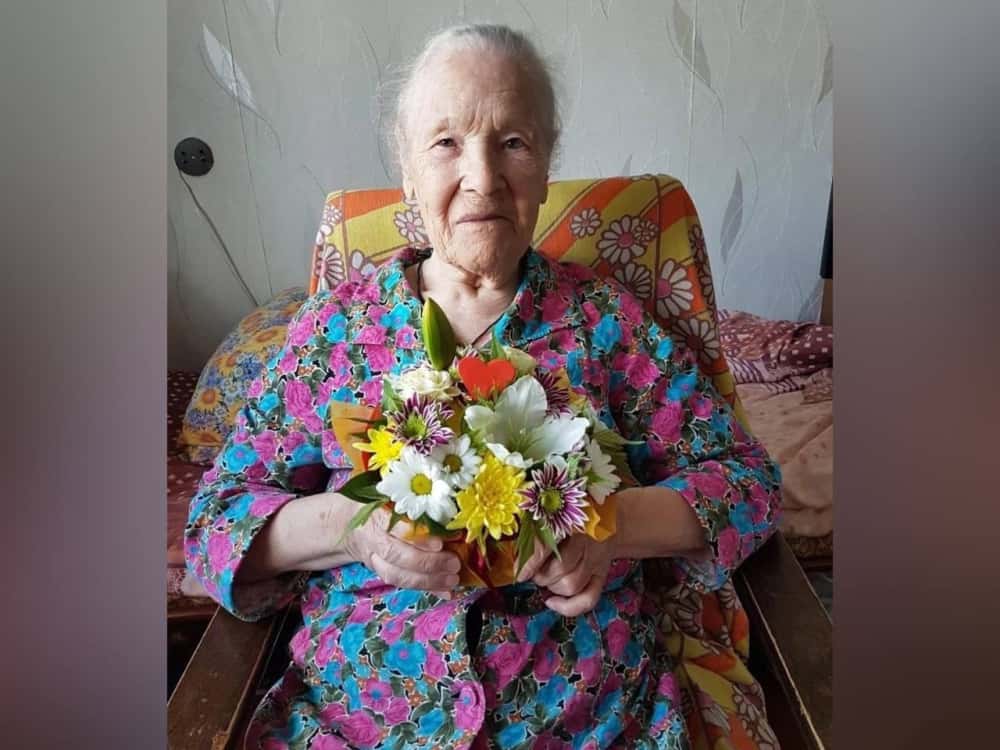 «Сняла деньги и не вернулась»: в Первоуральске до сих пор ищут пожилую жертву аферистов