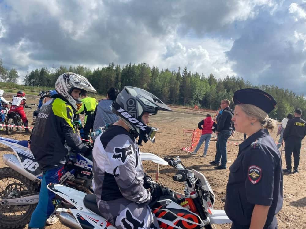 ГИБДД в Свердловской области эвакуирует мотоциклы и квадроциклы у несовершеннолетних