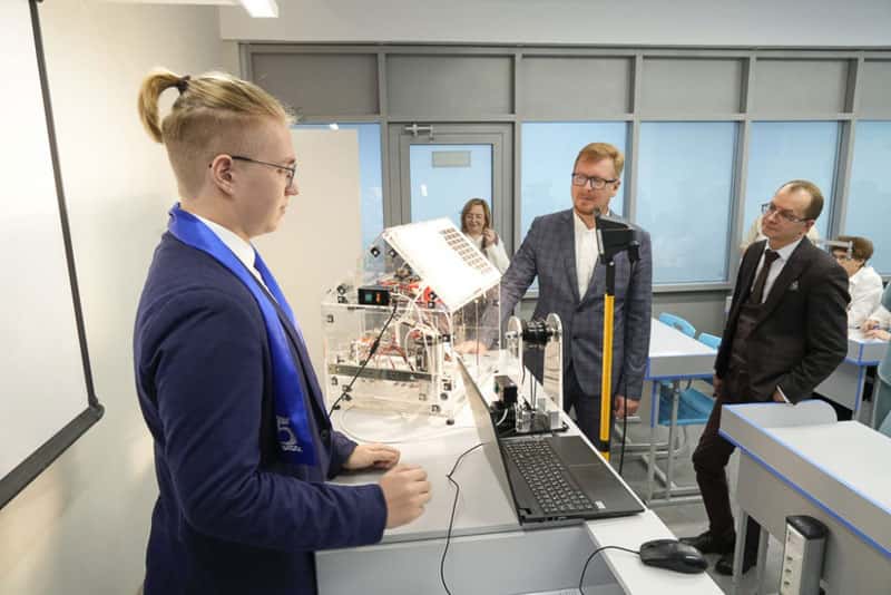 Роботы, дроны и «умный дом»: новые возможности для школьников Первоуральска