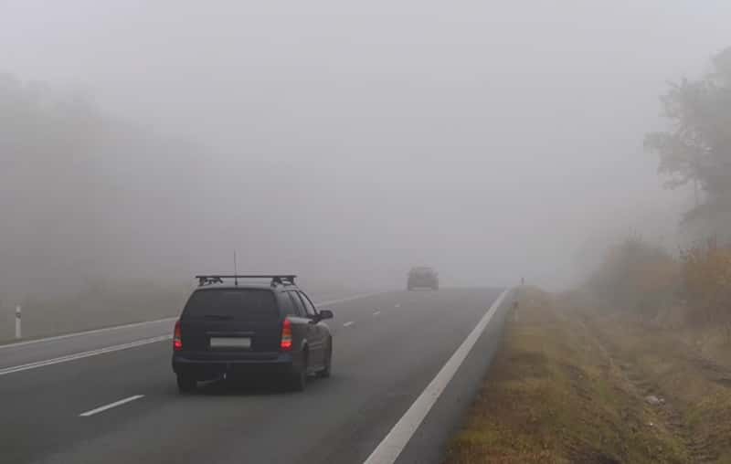 Дождь с мокрым снегом и порывистый ветер: метеорологи предупредили о переменчивой погоде в Свердловской области