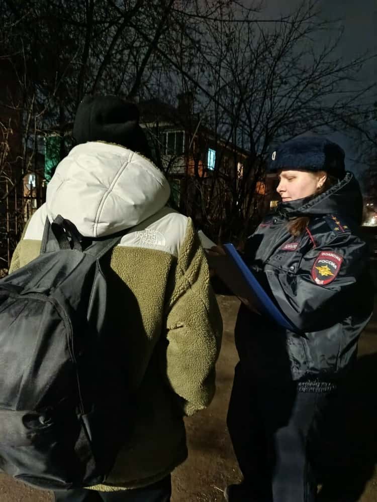 Итоги "Комендантского патруля" в Первоуральске: проверено 82 подростка, и 41 семья, которые состоят на профилактическом учете