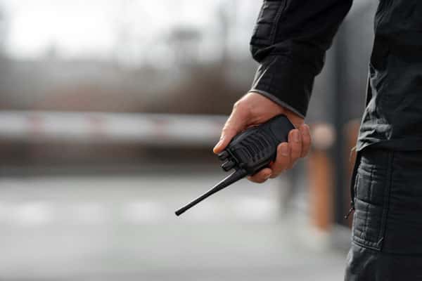 Курьер из Первоуральска задержана при попытке забрать 900 тысяч у пенсионерки в Екатеринбурге