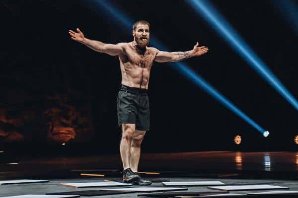 Команда второго сезона доминирует, но соперники не сдаются: интрига накаляется