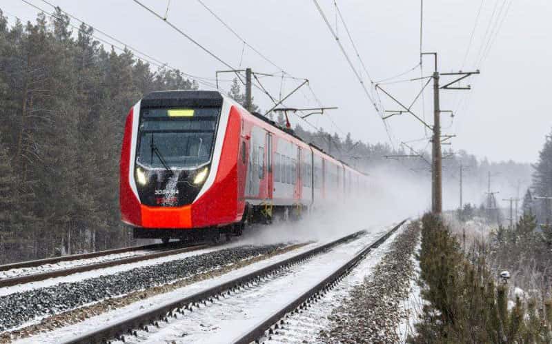 Вторая волна сокращений на СвЖД: под ударом административный персонал
