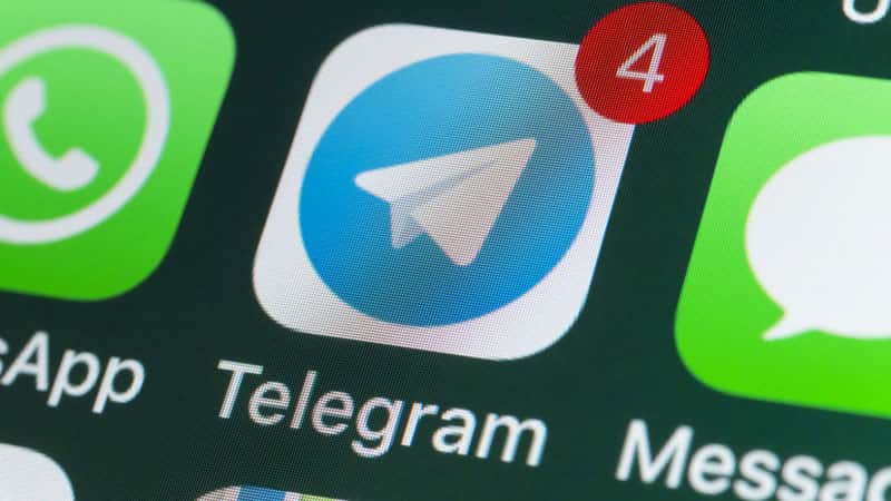 В преддверии блокировки: россиян просят оплатить Premium в Telegram за два года