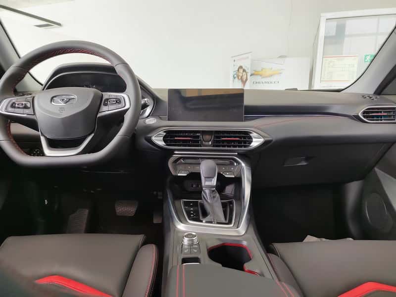 Кофе, сода и уголь против запахов в машине: смешайте, оставьте на ночь и забудьте о сигаретном дыме и сырости