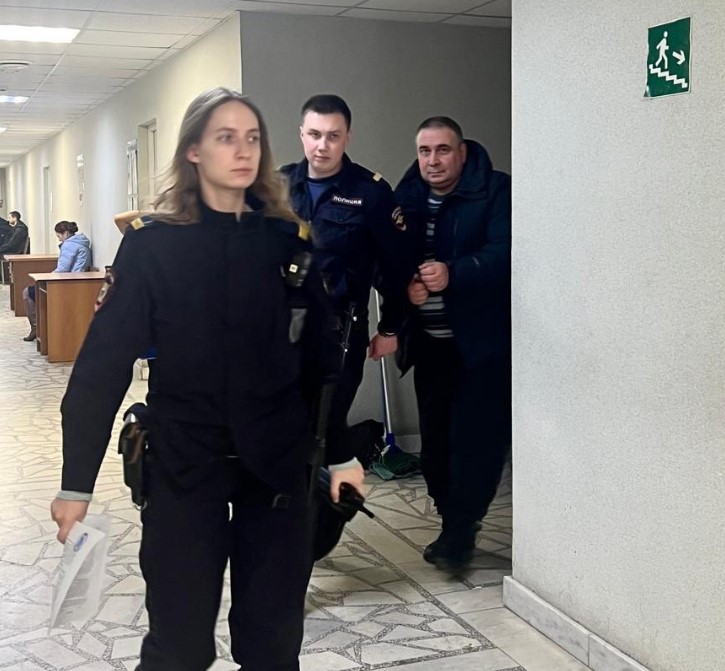 Суд продлил срок ареста бывшего министра ЖКХ Свердловской области до 17 мая | Экс-министр ЖКХ Свердловской области останется за решеткой до 17 мая