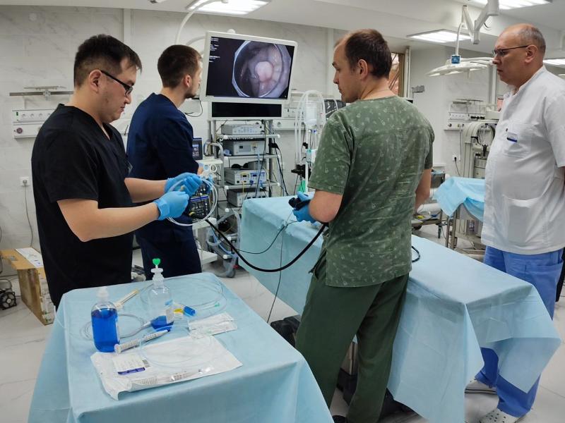 Врачи Первоуральской больницы освоили передовые методики эндоскопии   | Первоуральские врачи повысили квалификацию в Нижнем Новгороде