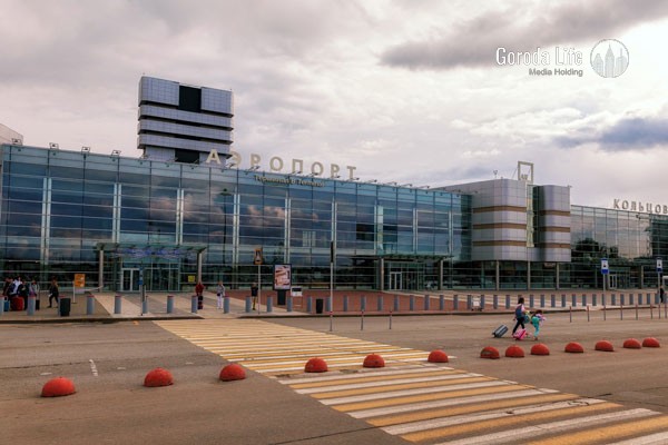 Ограничения на выезд за границу: свердловские приставы напомнили о долгах | Свердловские приставы ограничили выезд должникам на 25 млрд рублей