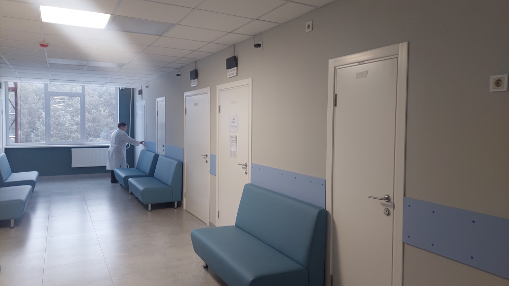 В Первоуральске продолжается масштабная модернизация поликлиник | На Урале благодаря госпрограмме модернизируют поликлиники