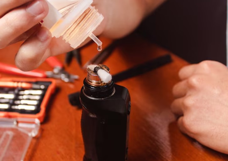 Министр промышленности Антон Алиханов выступил за тотальный запрет вейпов в России | Министр промышленности потребовал полного запрета вейпов Министр промышленности Антон Алиханов выступил за тотальный запрет вейпов в России | Министр промышленности потребовал полного запрета вейпов