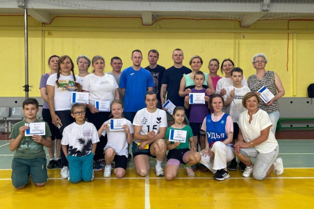 В первоуральском доме спорта прошла спартакиада ГТО для сотрудников городской больницы | На Урале медики и члены их семей приняли участи в спартакиаде ГТО В первоуральском доме спорта прошла спартакиада ГТО для сотрудников городской больницы | На Урале медики и члены их семей приняли участи в спартакиаде ГТО