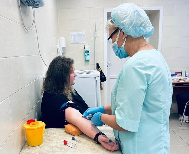 В Первоуральске продолжается акция «Будь здоров сейчас и всегда» | Первоуральцы смогут пройти обследование в рамках медицинской акции