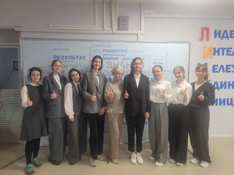 Первоуральские лицеисты вышли в финал Школы талантов УрФУ | Лицеисты Первоуральска стали финалистами Школы талантов УрФУ