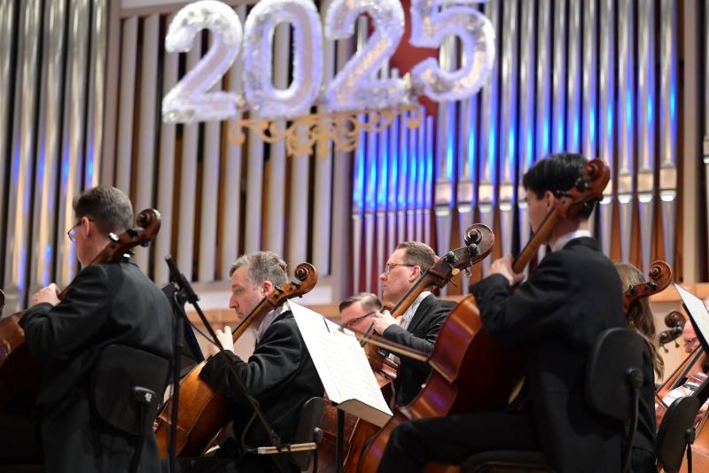 Свердловские благотворители собрали 40 миллионов рублей для Уральского оркестра | Для Уральского академического филармонического оркестра собрали 40 миллионов рублей от благотворителей Свердловские благотворители собрали 40 миллионов рублей для Уральского оркестра | Для Уральского академического филармонического оркестра собрали 40 миллионов рублей от благотворителей