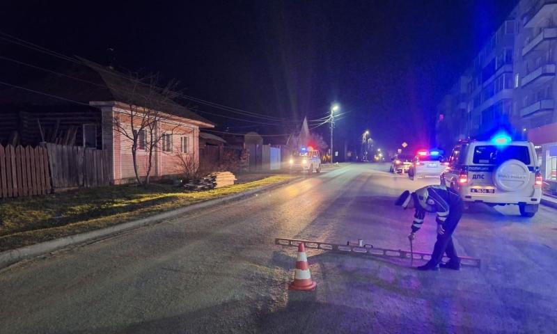 ДТП на Урале — водитель «Лады» сбил 9-летнего мальчика, перебегавшего дорогу | Девятилетний мальчик попал под «Ладу Весту» в Алапаевске