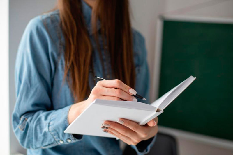 В России меняют сроки обучения в вузах: от четырёх до шести лет в зависимости от специальности |  Российские вузы вводят гибкие сроки обучения с 2026 года