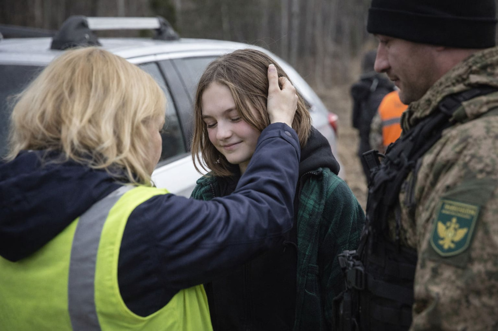 Пропавшую в Первоуральске 15-летнюю школьницу нашли живой в другом городе | В Первоуральске нашли пропавшую школьницу Пропавшую в Первоуральске 15-летнюю школьницу нашли живой в другом городе | В Первоуральске нашли пропавшую школьницу