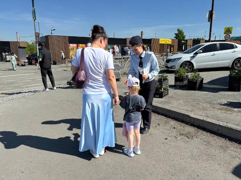 В Первоуральске прошла акция «Спешивайся!» для юных участников дорожного движения | Инспекторы первоуральской ГАИ провели рейд для детей и подростков В Первоуральске прошла акция «Спешивайся!» для юных участников дорожного движения | Инспекторы первоуральской ГАИ провели рейд для детей и подростков