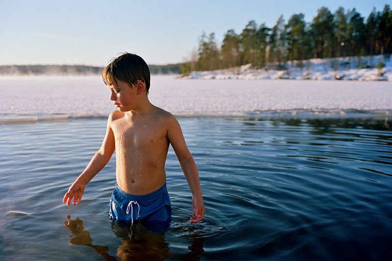 Эксперт РАН раскрыла секрет крепкого иммунитета у детей: все дело в закаливании | Профессор Пироговского Университета рассказала, как правильно закалять детей Эксперт РАН раскрыла секрет крепкого иммунитета у детей: все дело в закаливании | Профессор Пироговского Университета рассказала, как правильно закалять детей