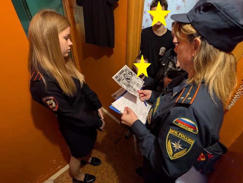 Уральские полицейские провели профилактические беседы с подростками и их родителями | В Первоуральске провели оперативно-профилактические мероприятия для подростков 