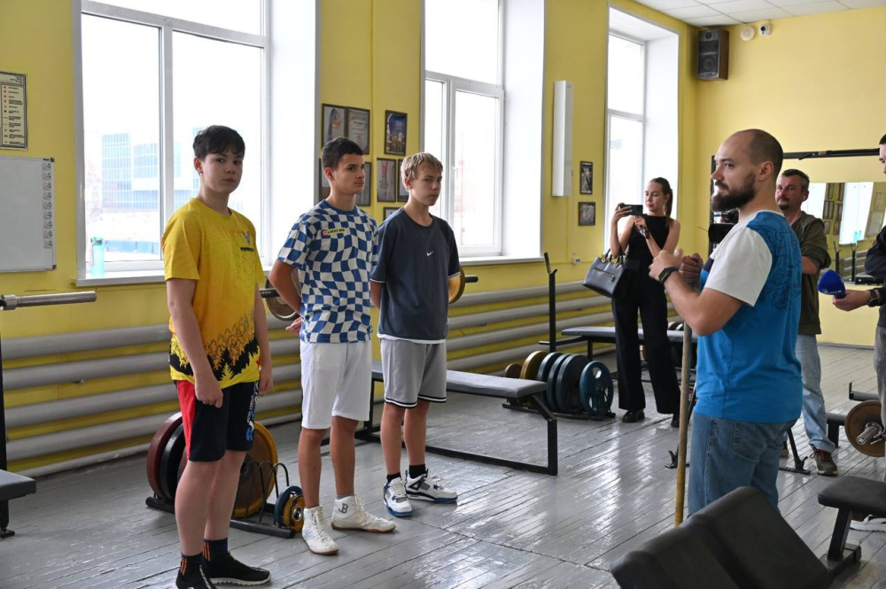 Бесплатная секция по тяжёлой атлетике открылась в Первоуральске | В Первоуральске открылась бесплатная секция по тяжёлой атлетике