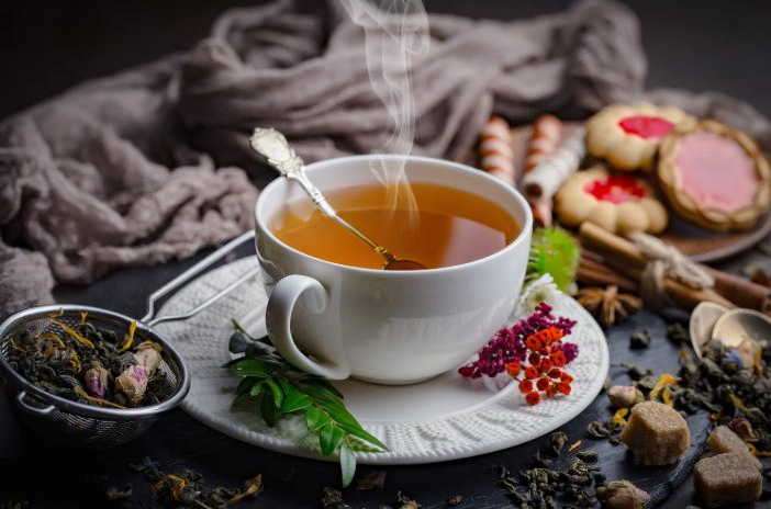 В Свердловской области резко подорожали картофель и чай, но подешевело сливочное масло | На Урале подскочили в цене картофель и чай  