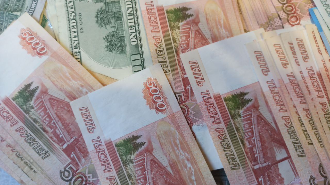 17 первоуральцев привлекли в 2022 году за коррупционные нарушения 17 первоуральцев привлекли в 2022 году за коррупционные нарушения