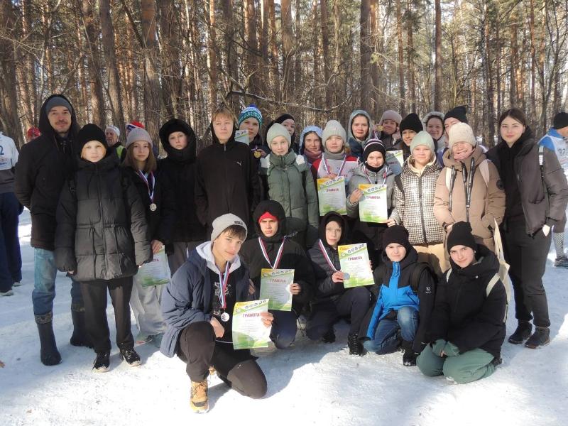 Первоуральские легкоатлеты завоевали 7 медалей на соревнованиях в Екатеринбурге | Юные легкоатлеты из Первоуральска отличись на соревнованиях в Екатеринбурге 