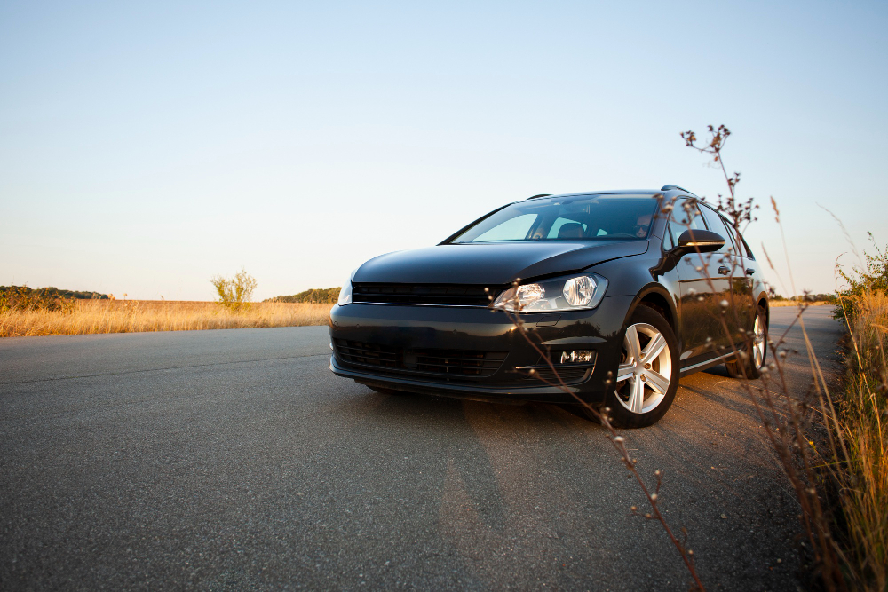 1 капля на микрофибру — и хром на решётке сияет как зеркало: разводов ноль, блеск держится 3 мойки