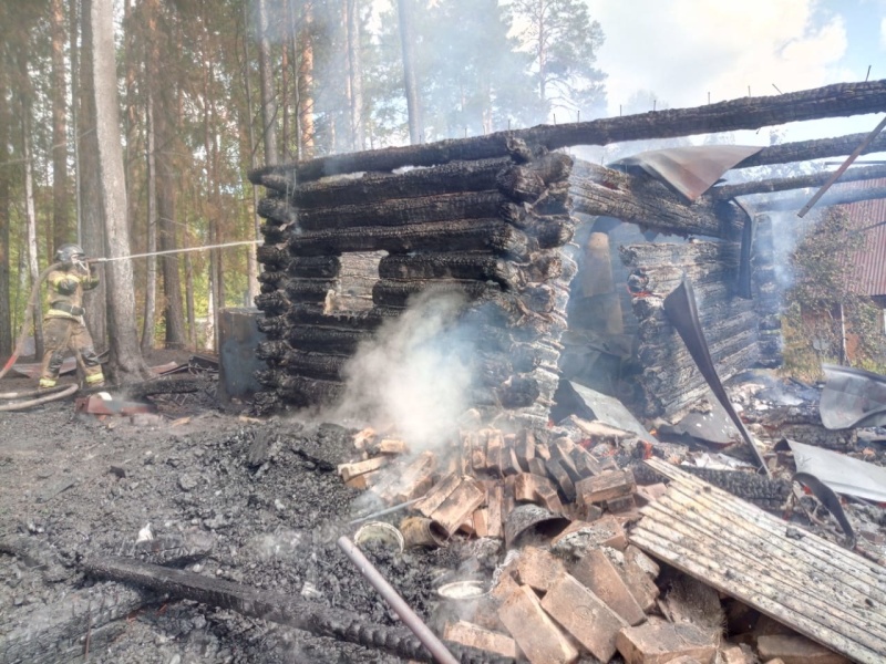 Накануне под Первоуральском сгорела баня